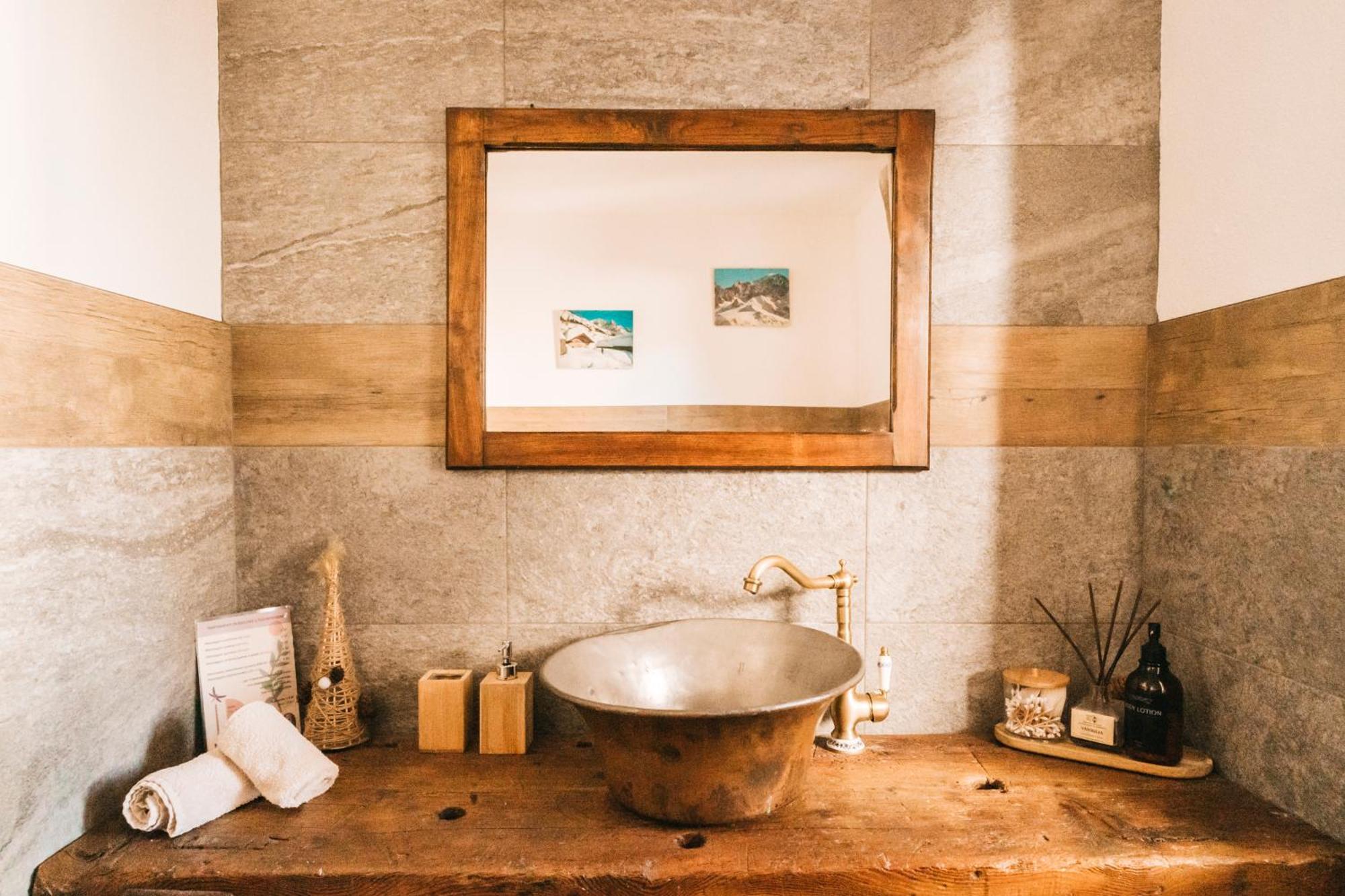 Le Chalet Du Village Chambave Luaran gambar